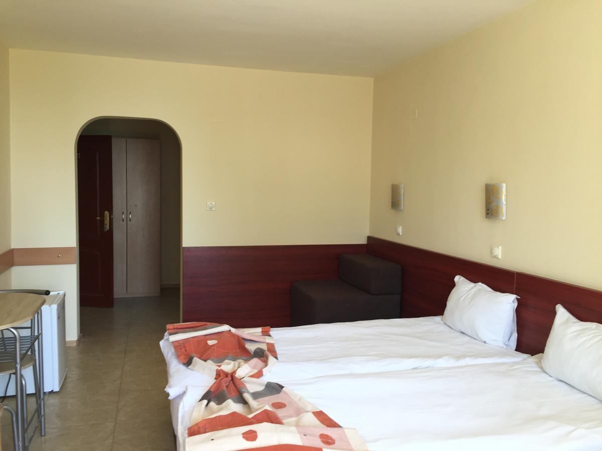 רבדה Aparthotel Lucky Family מראה חיצוני תמונה