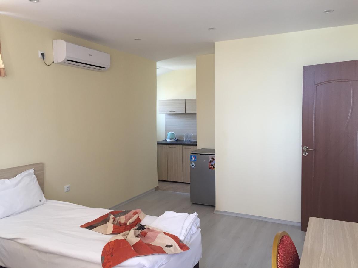 רבדה Aparthotel Lucky Family מראה חיצוני תמונה
